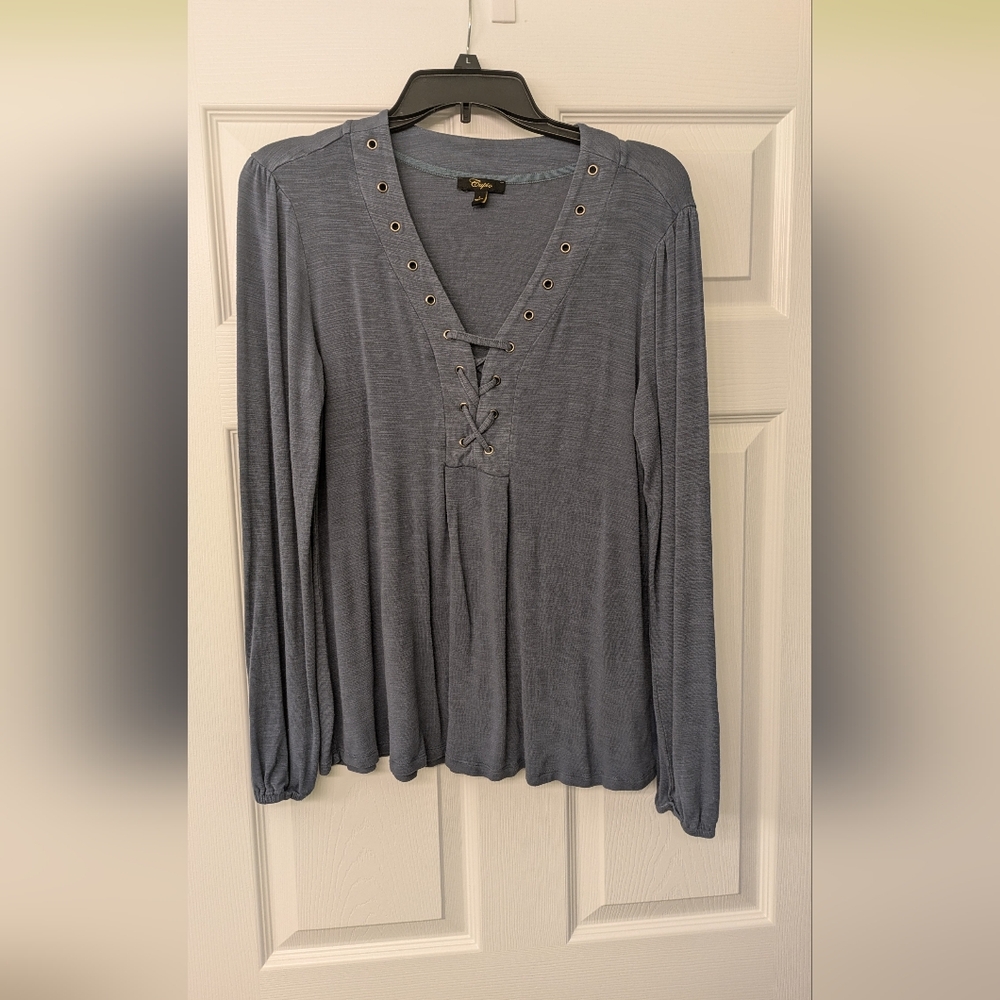 Cupio Blue Blouse with Long Sleeves and Tie Front Style large